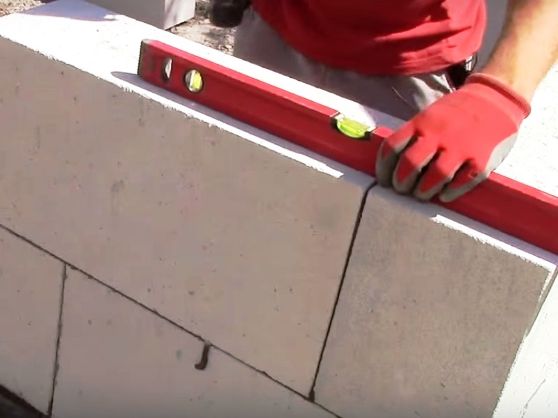 Кладка стен и перегородок из газоблока, пазогребневых плит и кирпича в Архангельске