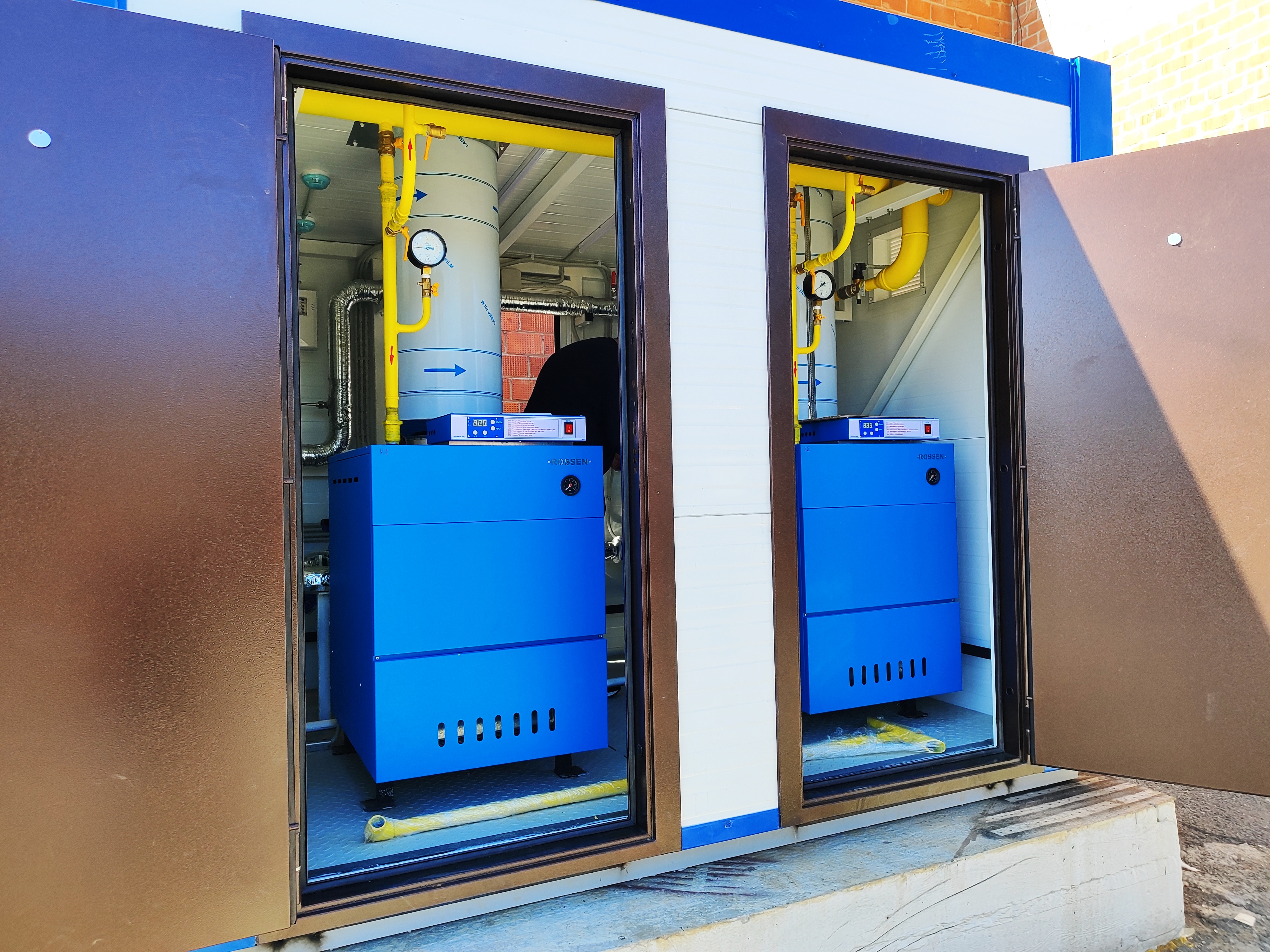 Газовый котел наружного размещения RS-H NEW 200 кВт сдвоенный на базе котлов RS-A 100